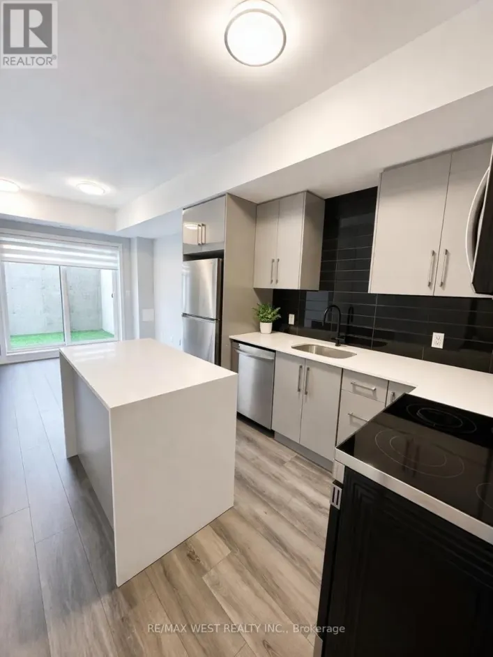 110 - 6065 MCLEOD ROAD, Niagara Falls