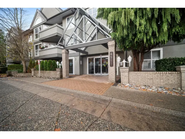 110 6557 121 STREET, Surrey