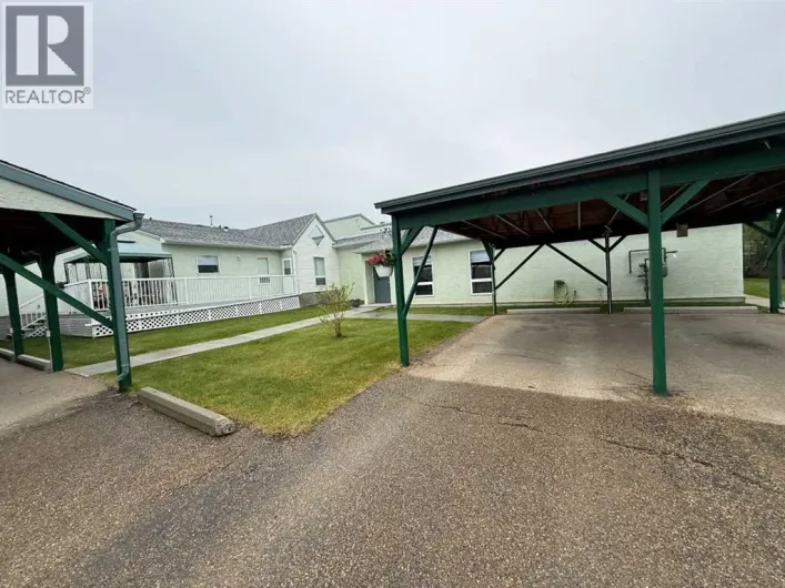 110, 722 48 Street, Edson