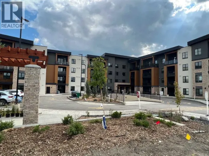 110, 8355 19 Avenue SW, Calgary