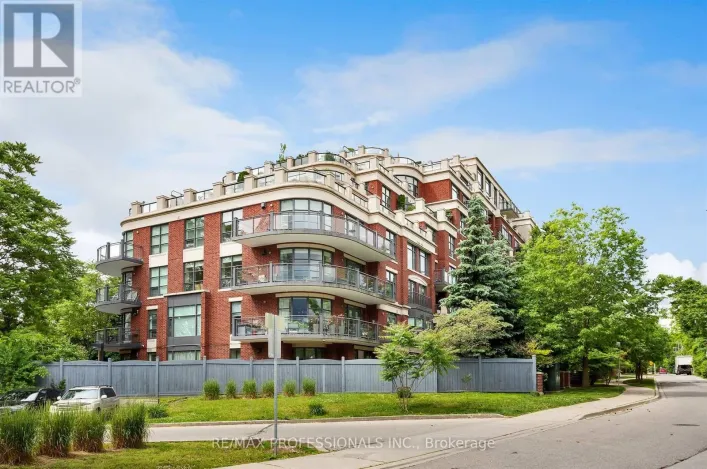 110 - 9 BURNHAMTHORPE CRESCENT, Toronto