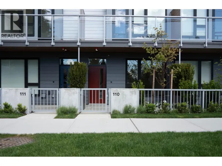 110 921 GRANT STREET, Coquitlam