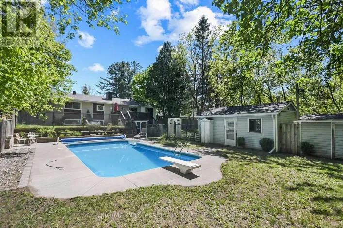 110 FRASER STREET, Gravenhurst)