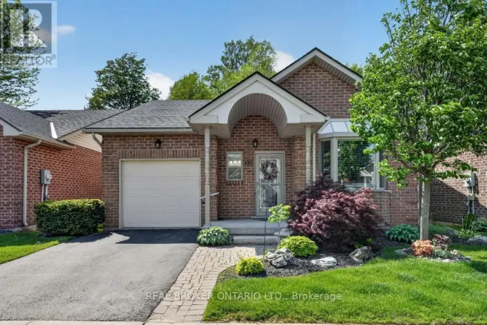 110 GREENTRAIL DRIVE, Hamilton