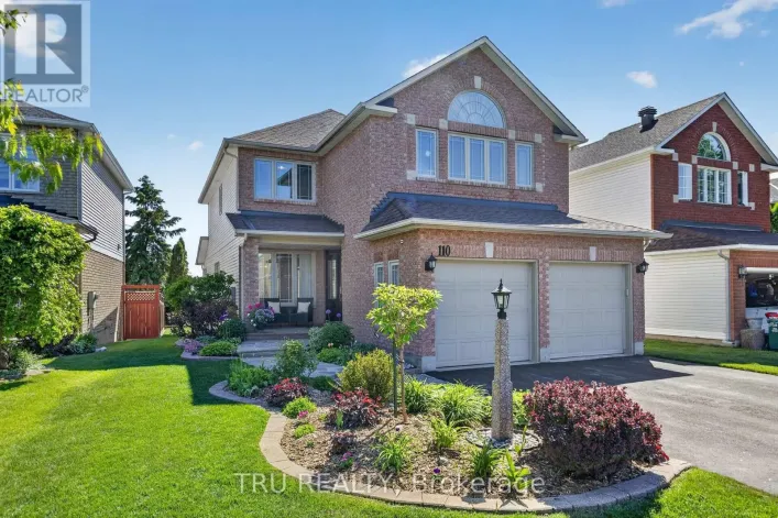 110 GRENADIER WAY, Ottawa