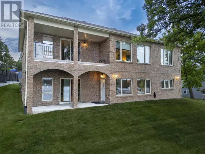 110 Lakeside Crescent, Kenora