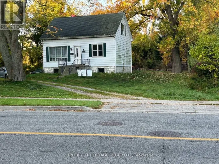 110 MANSE ROAD, Toronto