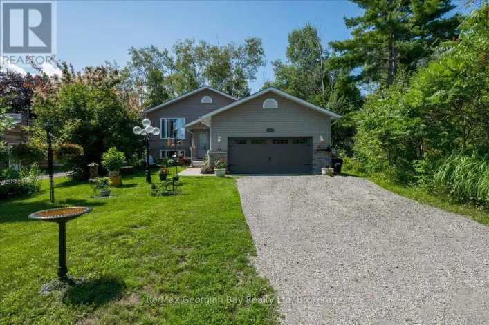110 MASKINONGE ROAD, Tay