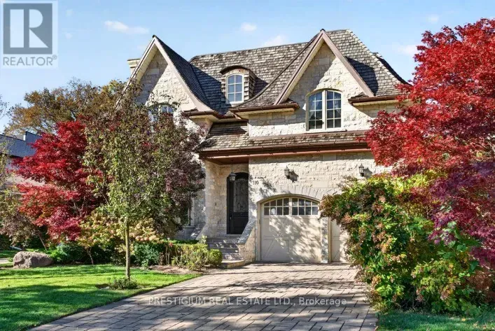 110 MUNRO BOULEVARD, Toronto