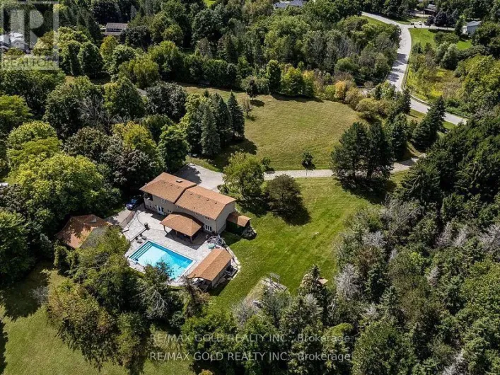 110 PALMER CIRCLE, Caledon