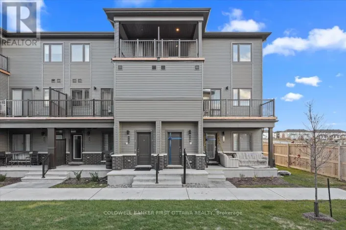 110 PARNIAN PRIVATE, Ottawa