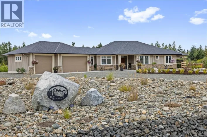 1100 Alpine View Pl, Qualicum Beach