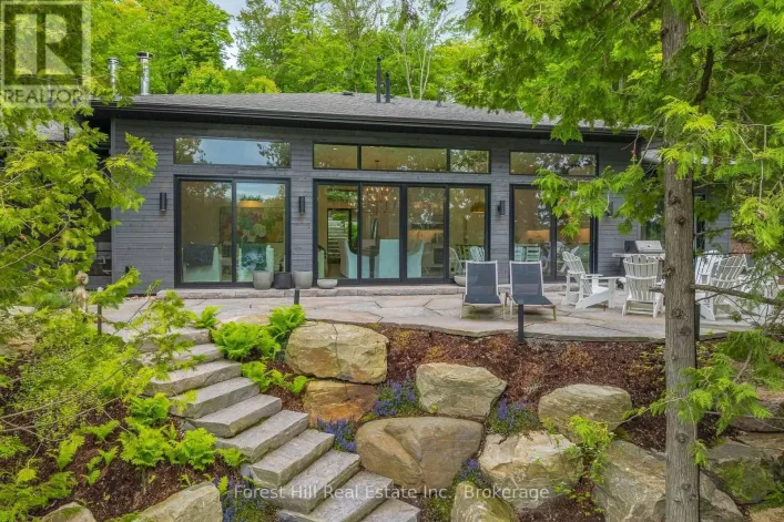 1100 CAPTAINS LANE, Algonquin Highlands