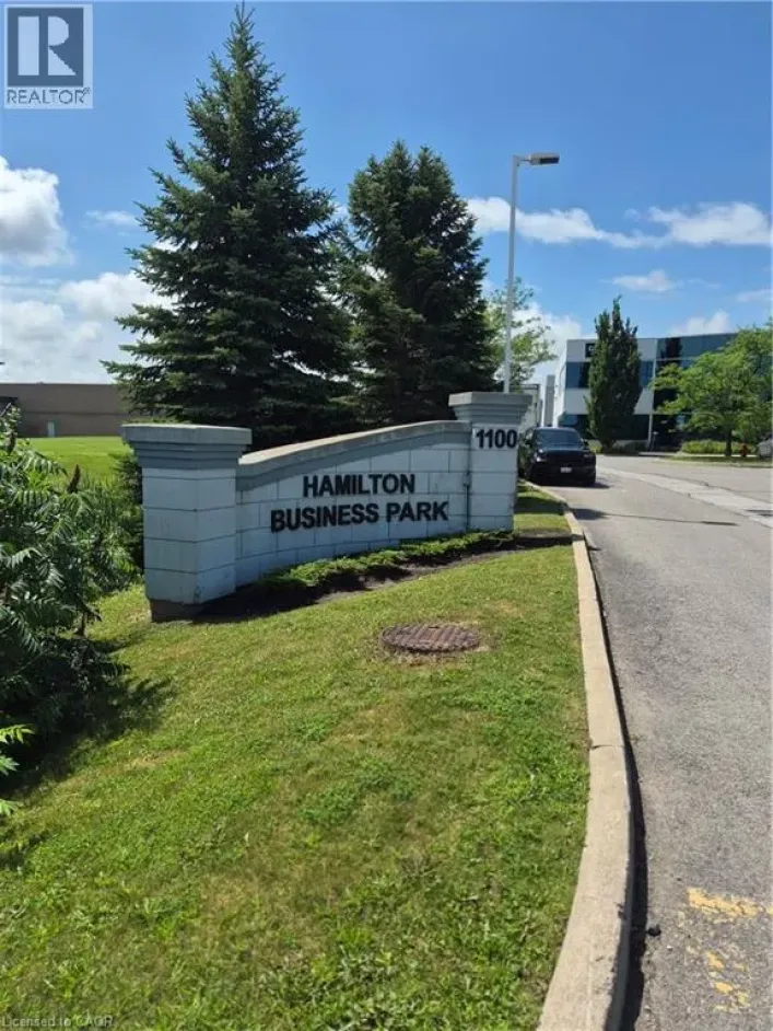 1100 SOUTH SERVICE Road Unit# 211, Stoney Creek