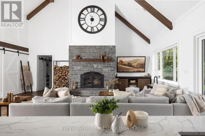 1100 XAVIER STREET, Gravenhurst