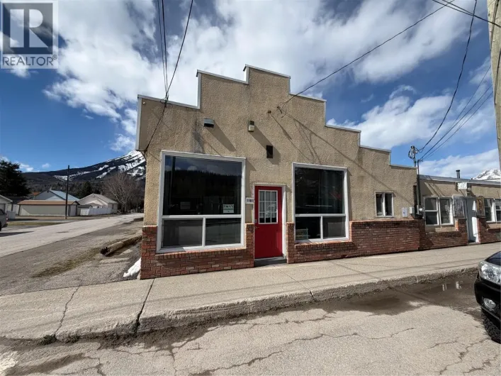 1101/ 1111 2nd Avenue, Fernie