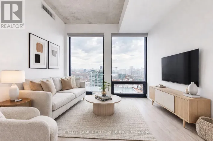 Apartment for rent: 1101 - 284 KING STREET E, Toronto