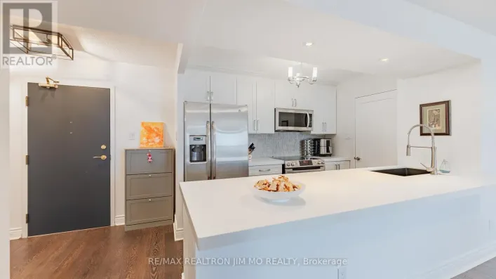 1101 - 330 MCCOWAN ROAD, Toronto