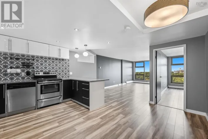 1101 6369 Coburg Road, South End