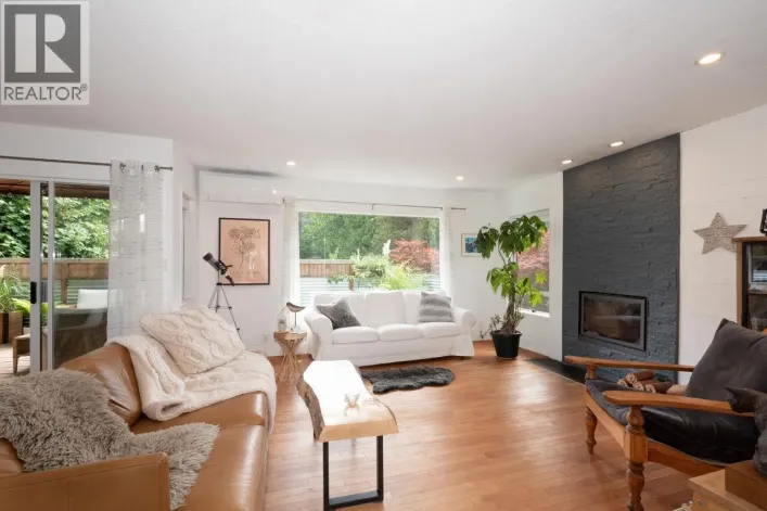 1101 LENORA ROAD, Bowen Island