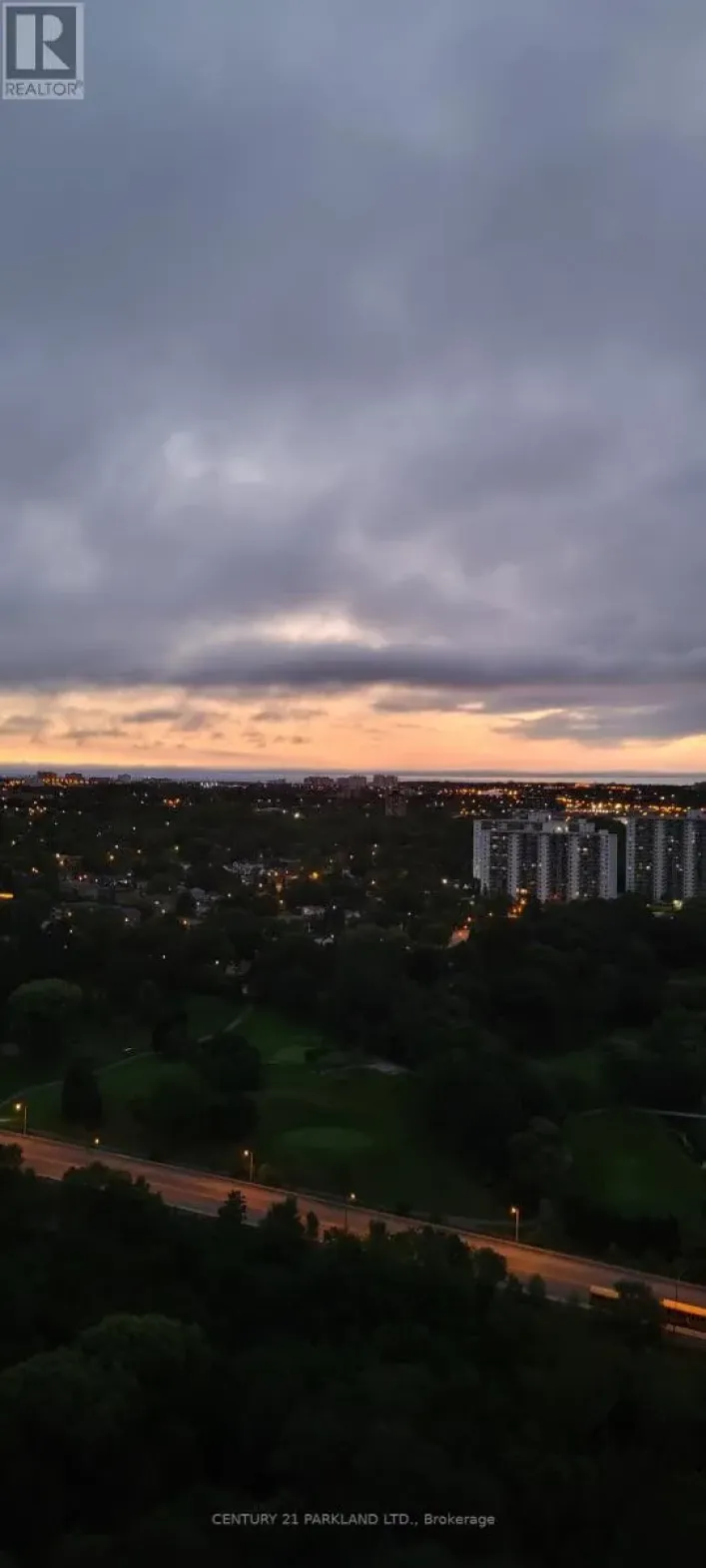 1102 - 3 MASSEY SQUARE, Toronto