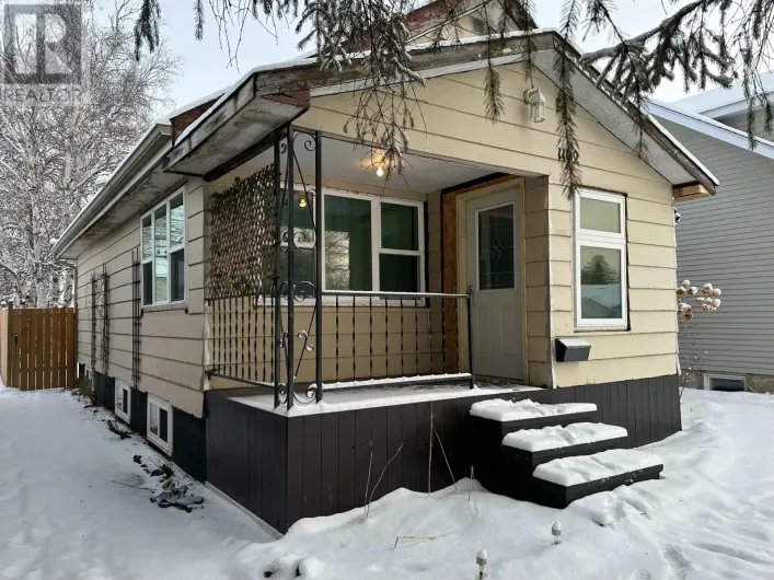 1102 Scott ST, Fort Frances