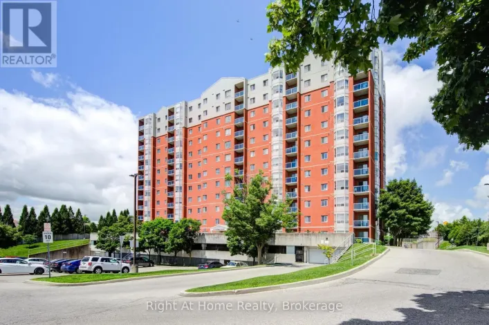1104 - 30 CHAPMAN COURT, London North