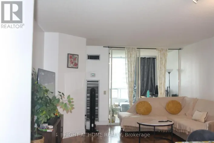 1104 - 7 BISHOP AVENUE, Toronto