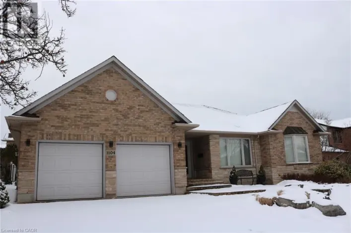 1104 CROFTON Way, Burlington