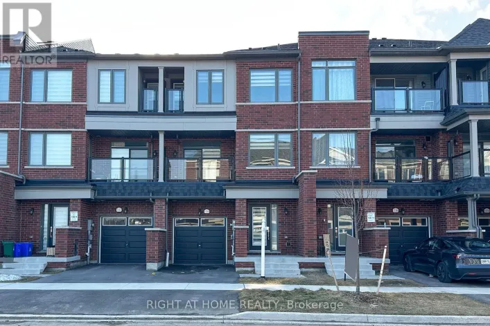 1104 LOCKIE DRIVE, Oshawa