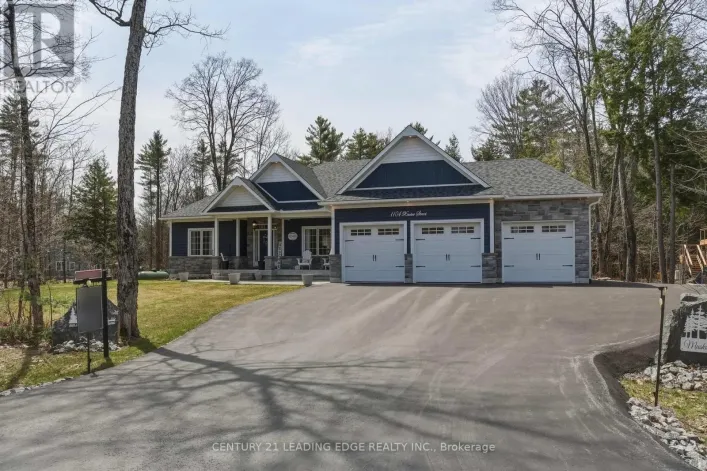 1104 XAVIER STREET, Gravenhurst