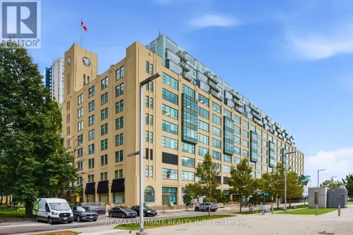 Apartment for sale: 1105 - 211 QUEENS QUAY W, Toronto