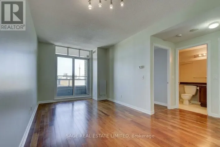Apartment for rent: 1105 - 438 RICHMOND STREET W, Toronto