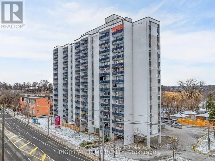 1105 - 890 JANE STREET, Toronto