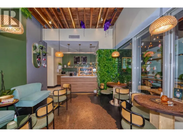 1105 DAVIE STREET, Vancouver