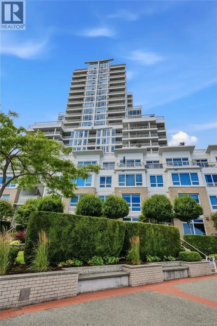 1106 38 Front St, Nanaimo
