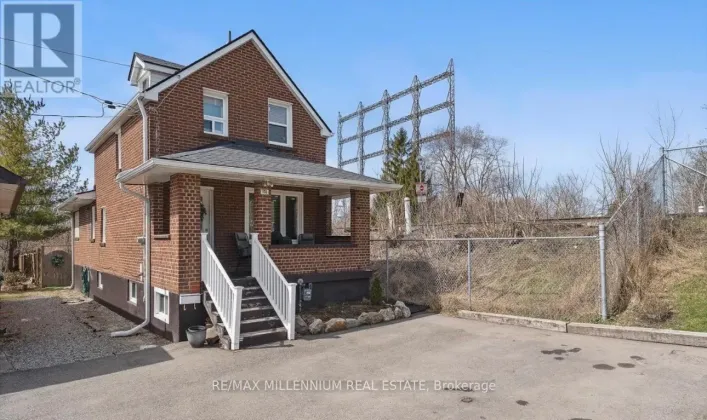 1106 HAIG BOULEVARD, Mississauga