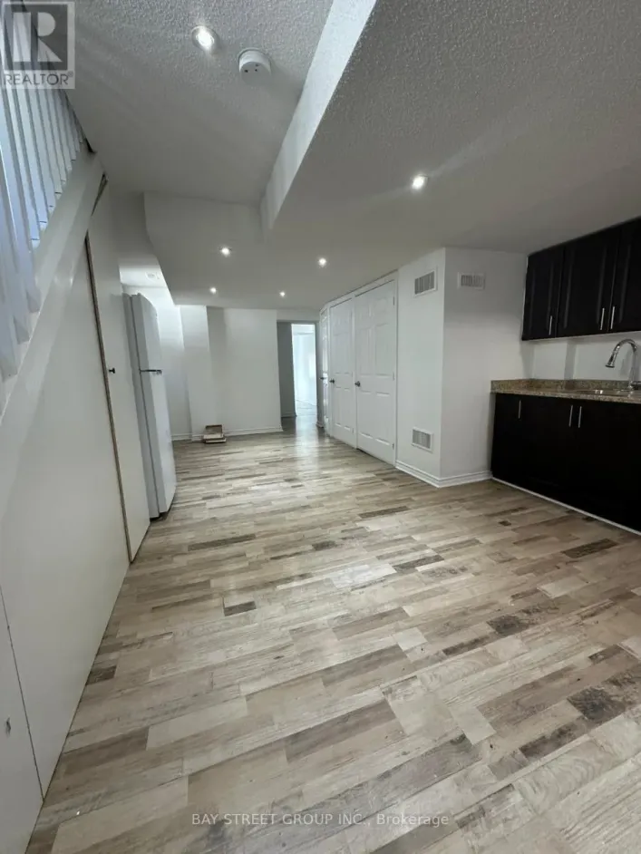 1106 HAIG BOULEVARD, Mississauga