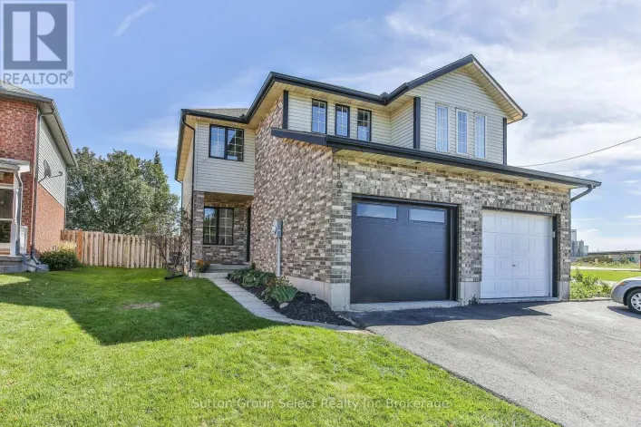1106 NELLIS STREET, Woodstock