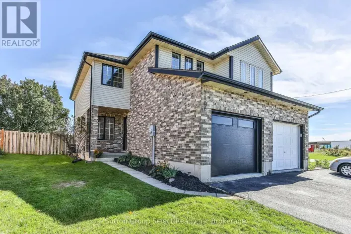 1106 NELLIS STREET, Woodstock