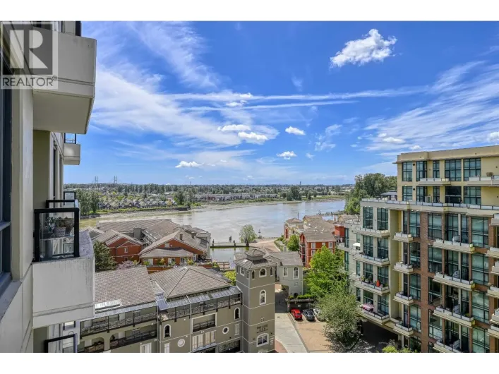 1107 1 RENAISSANCE SQUARE, New Westminster