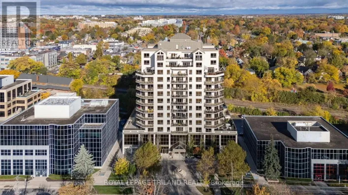 1107 - 250 PALL MALL STREET, London East