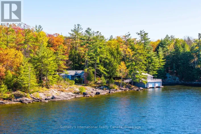 1-1076 BIRCH POINT ROAD, Gravenhurst)