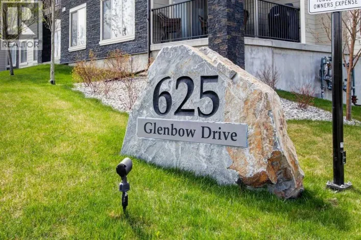 1108, 625 Glenbow Drive, Cochrane