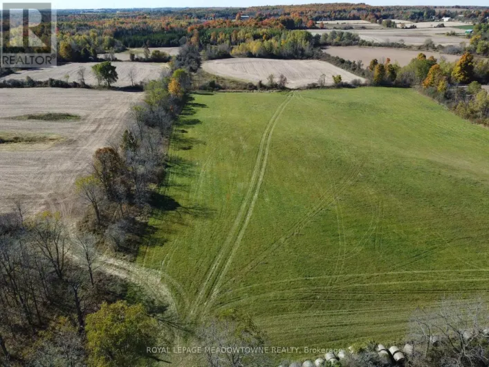11080 FIRST LINE NASSAGAWEYA, Milton