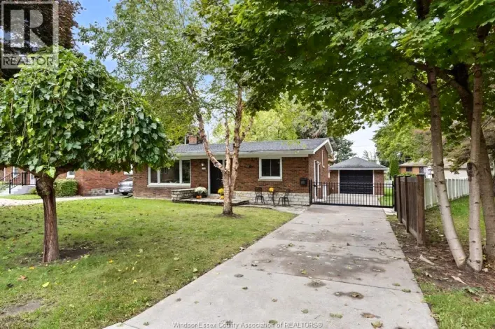 House for sale: 1109 Parkview AVENUE, Windsor