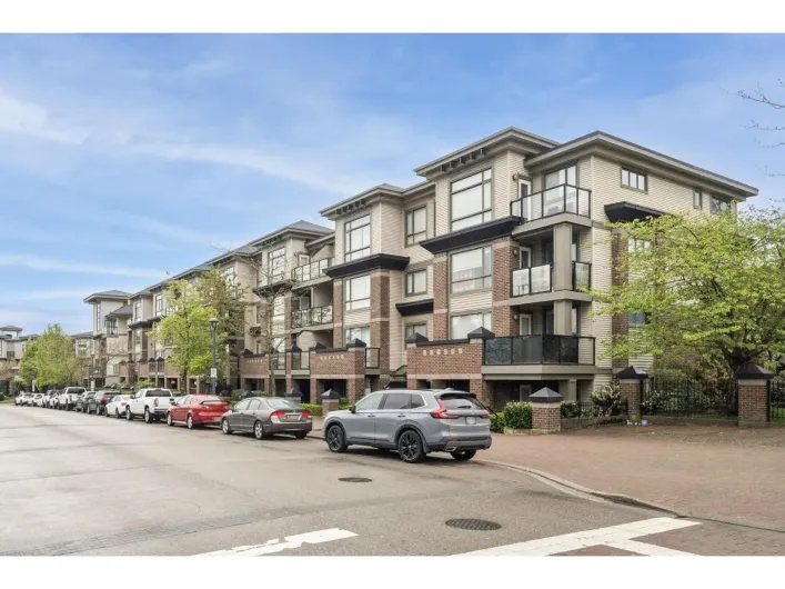 111 10822 CITY PARKWAY, Surrey