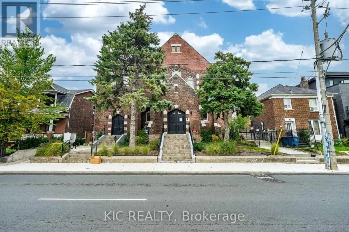 111 - 1183 DUFFERIN STREET, Toronto