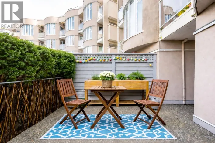 111 1236 W 8TH AVENUE, Vancouver