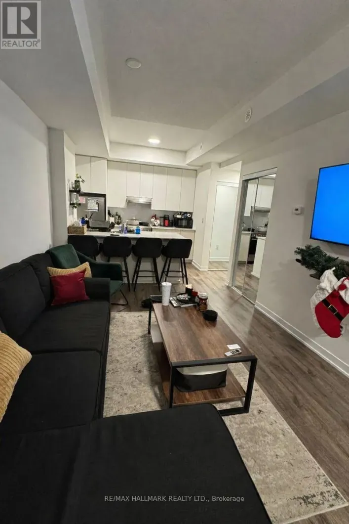 111 - 140 CANON JACKSON DRIVE, Toronto